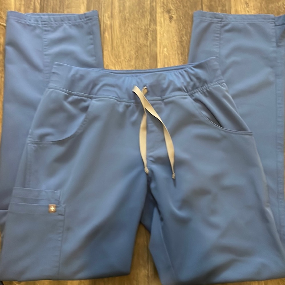 Figs Ceil Blue Kade XS